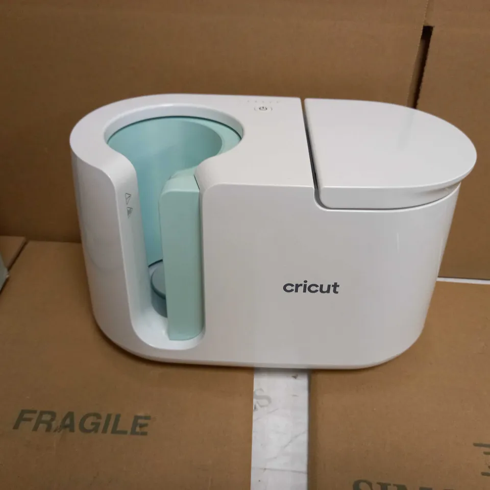 CRICUT MUG PRESS