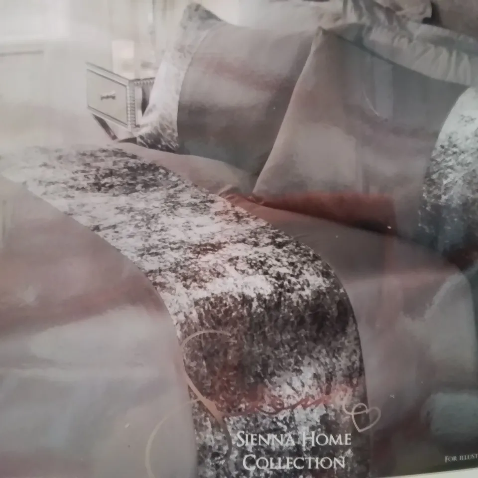 BRAND NEW SIENNA HOME COLLECTION CRUSHED VELVET SINGLE DUVET COVER SET 