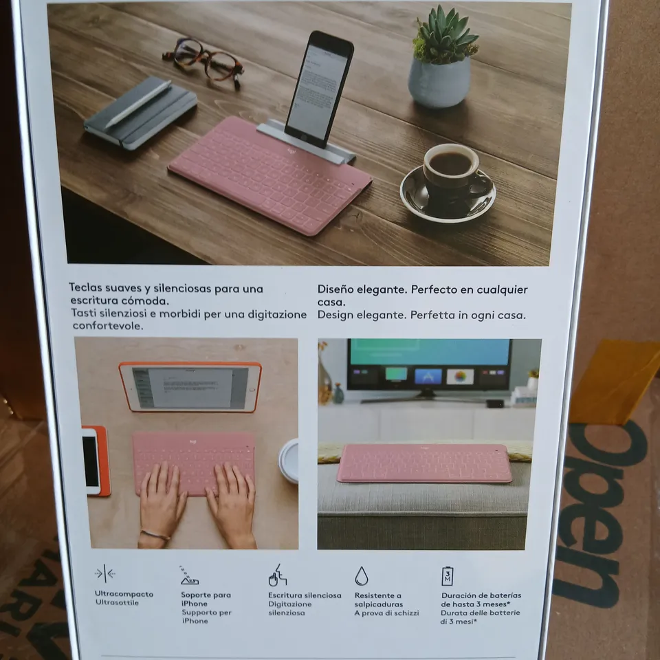 EIGHT LOGITECH KEYS-TO-GO BLUETOOTH KEYBOARD – BLUSH PINK