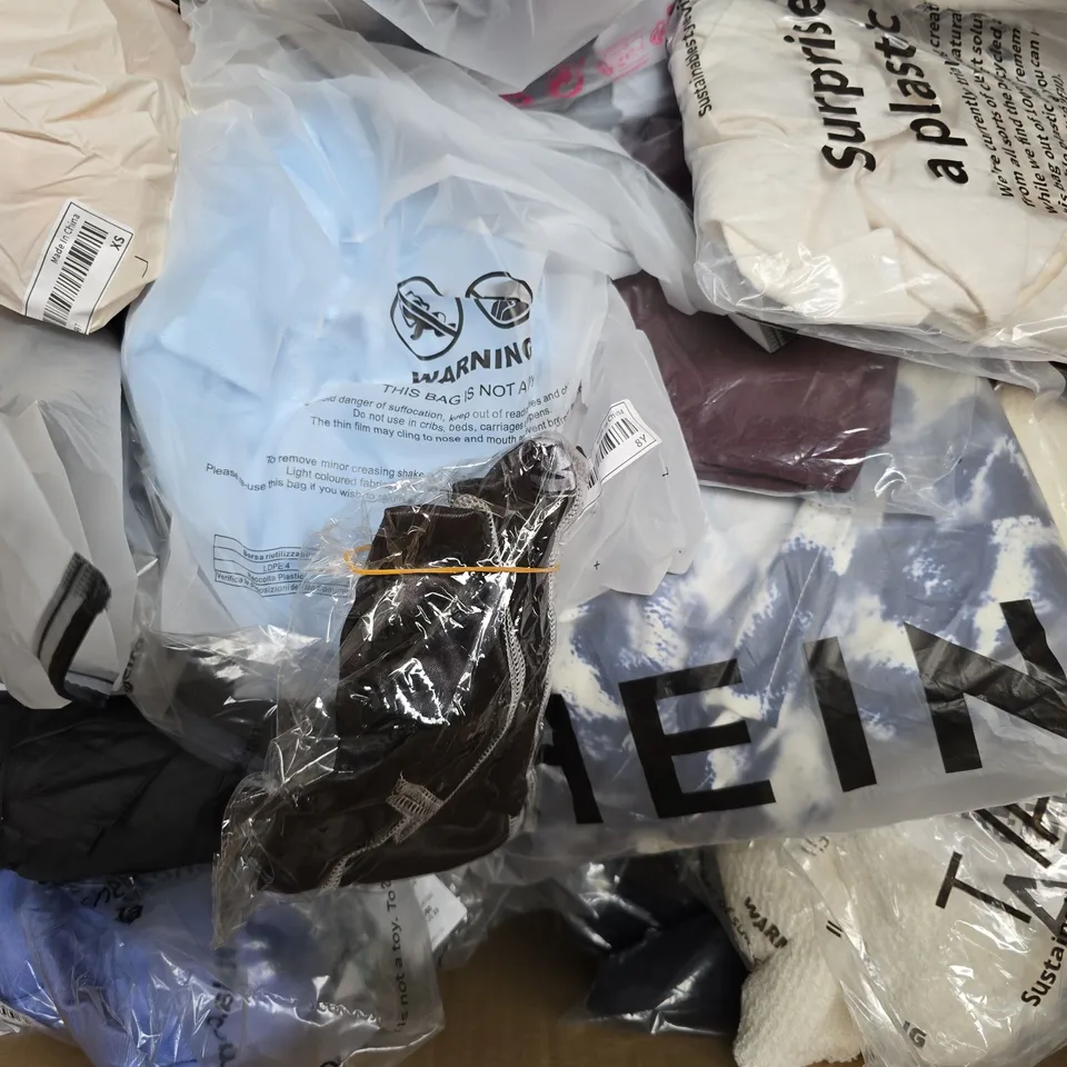 APPROXIMATELY 20 ASSORTED CLOTHING AND FASHION PRODUCTS IN VARIOUS STYLES AND SIZES - COLLECTION ONLY