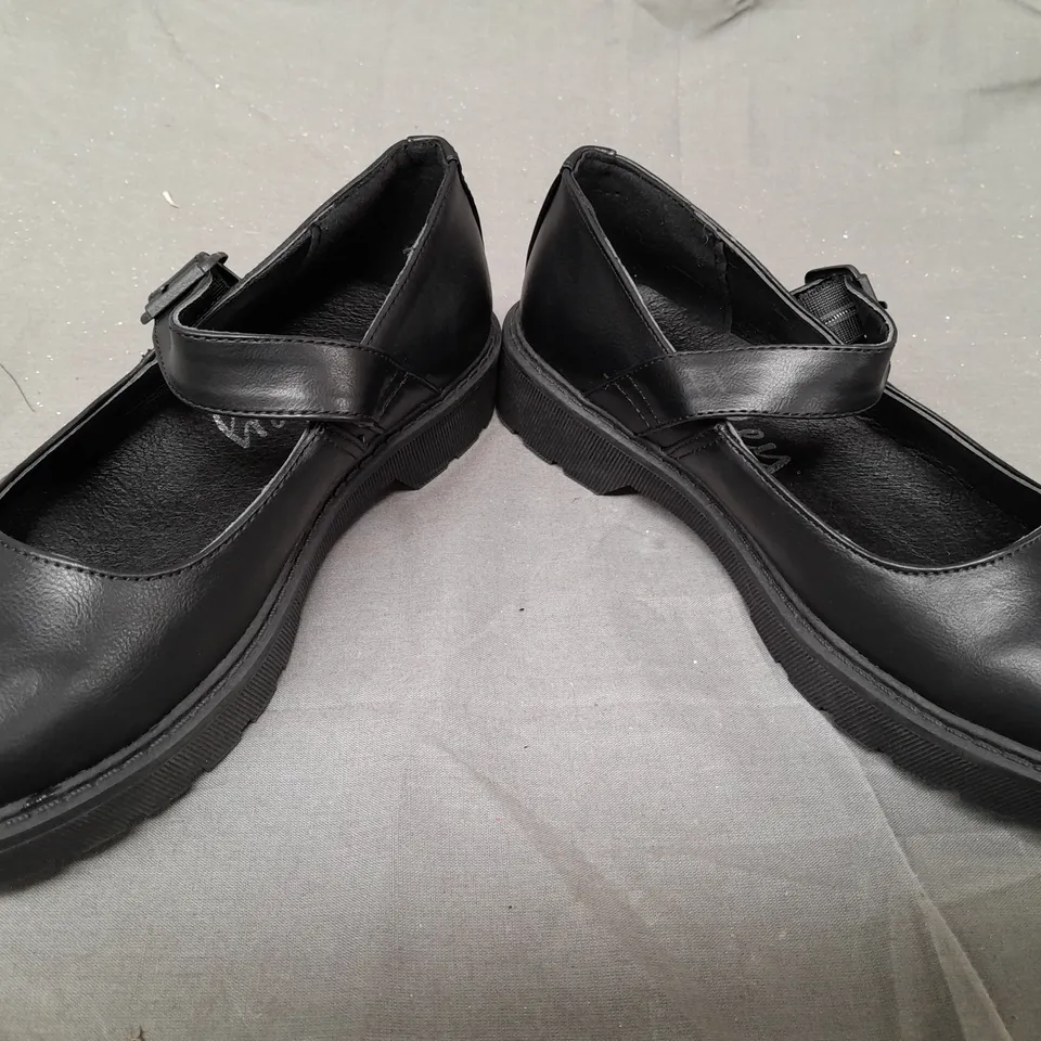 BOX OF APPROXIMATELY 10 PAIRS OF LILLEY BUCKLE STRAP SHOES IN BLACK - VARIOUS SIZES - COLLECTION ONLY