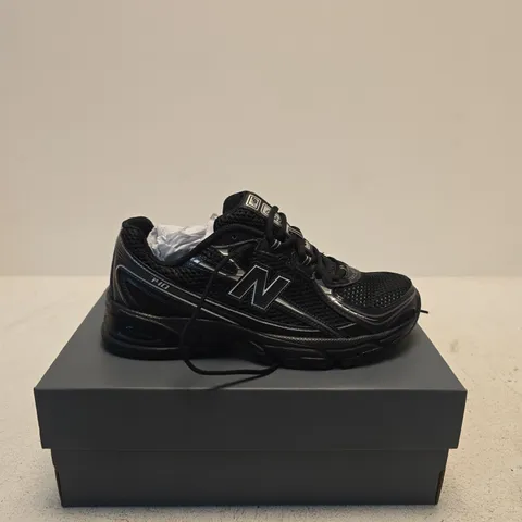 NEW BALANCE U740BM2 BLACK RUNNING SHOES – UK 8 (US 8.5)