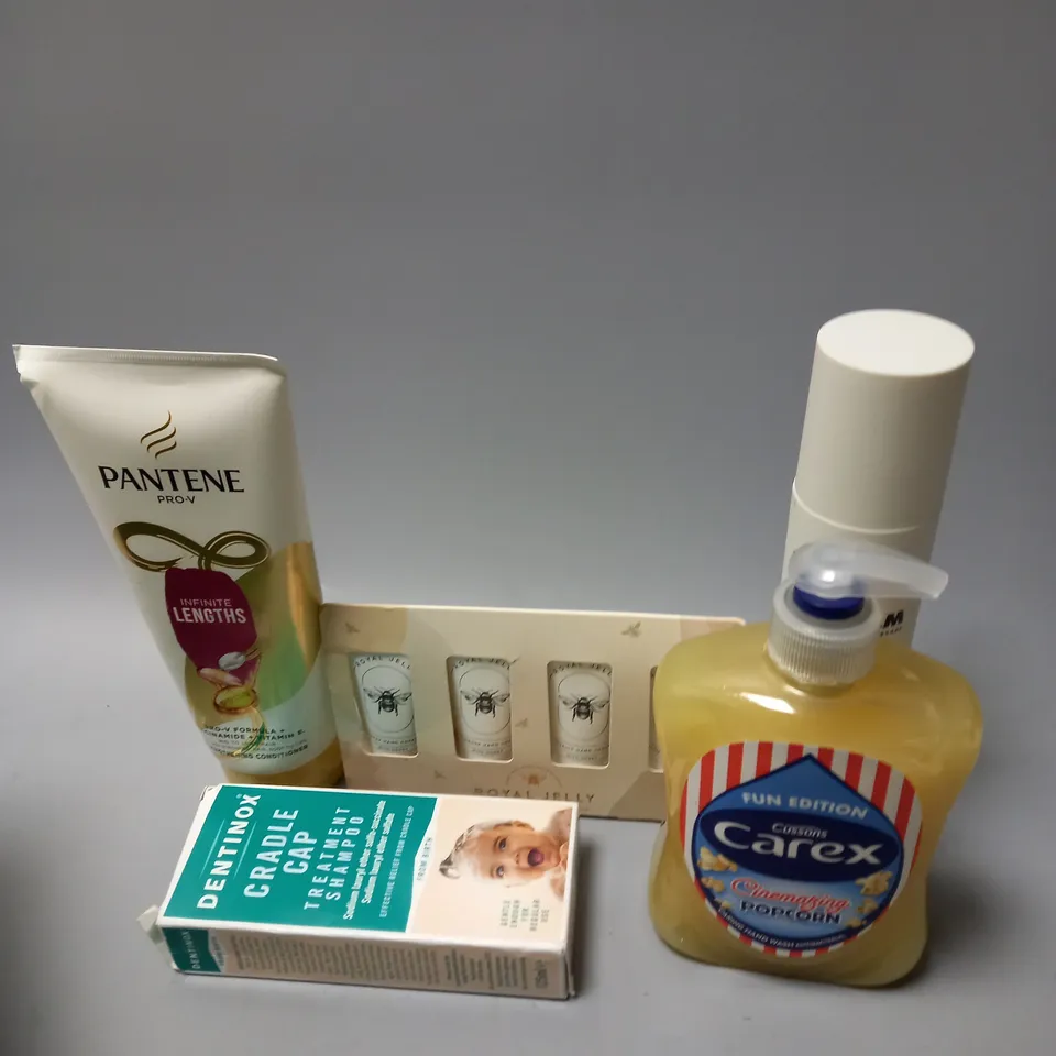 LOT OF APPROXIMATELY 20 COSMETICS ITEMS TO INCLUDE HAIR CARE , HAND CREAM , MATT PASTE ETC  