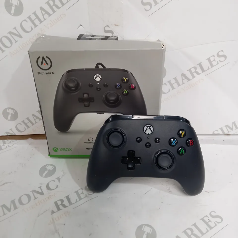 XBOX WIRED CONTROLLER IN BLACK
