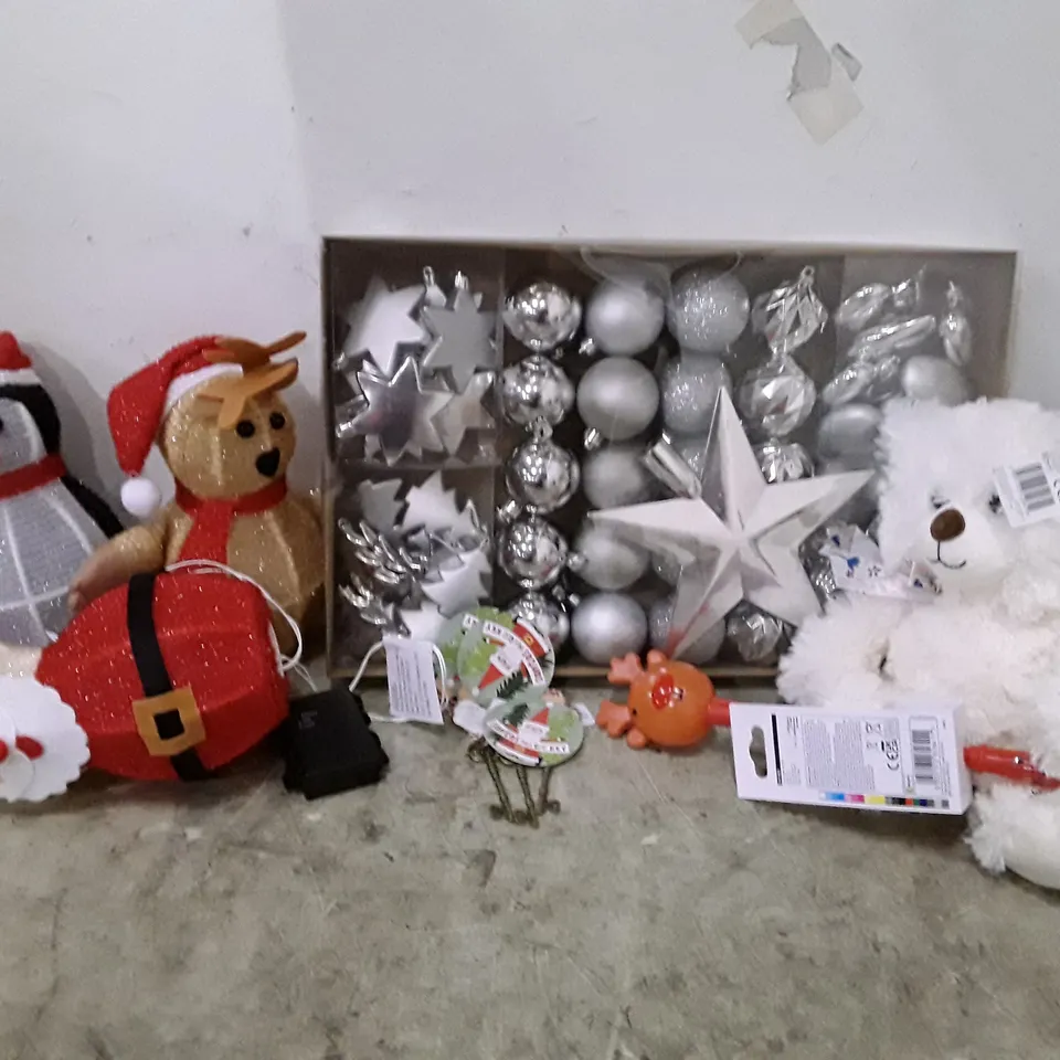 LOT OF APPROXIMATELY 14 BOXES CONTAINING ASSORTED BRAND NEW CHRISTMAS PRODUCTS INCLUDING CHRISTMAS STAKES, REINDEER WANDS, SILVER BAUBLE SETS