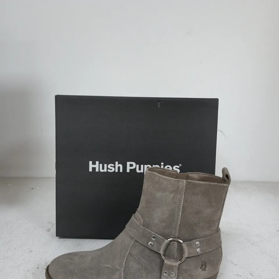HUSH PUPPIES WOMEN'S SUEDE ANKLE BOOTS – TAUPE (BOXED) SIZE UK 6