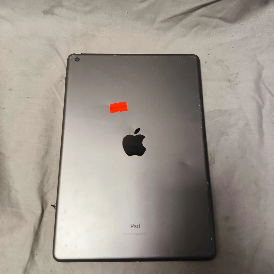 APPLE IPAD TABLET - A2197
