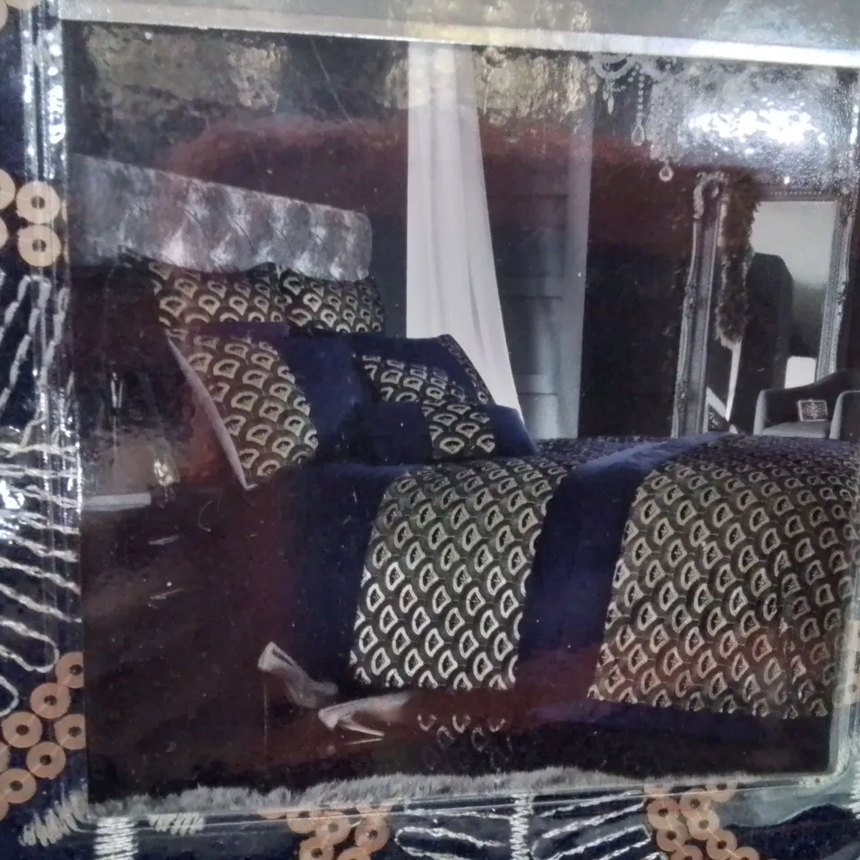 BRAND NEW SIGNATURE LUXURY DUVET COVER SET -KINGSIZE- (NAVY BLUE) 