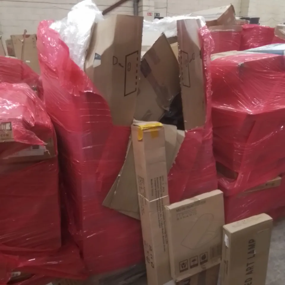 PALLET OF ASSORTED HOUSEHOLD GOODS AND FURNITURE TO INCLUDE; LED ART LAMP, DREO CIRCULATION FAN, MASS DYNAMIC MUTE SEAT COVER ETC