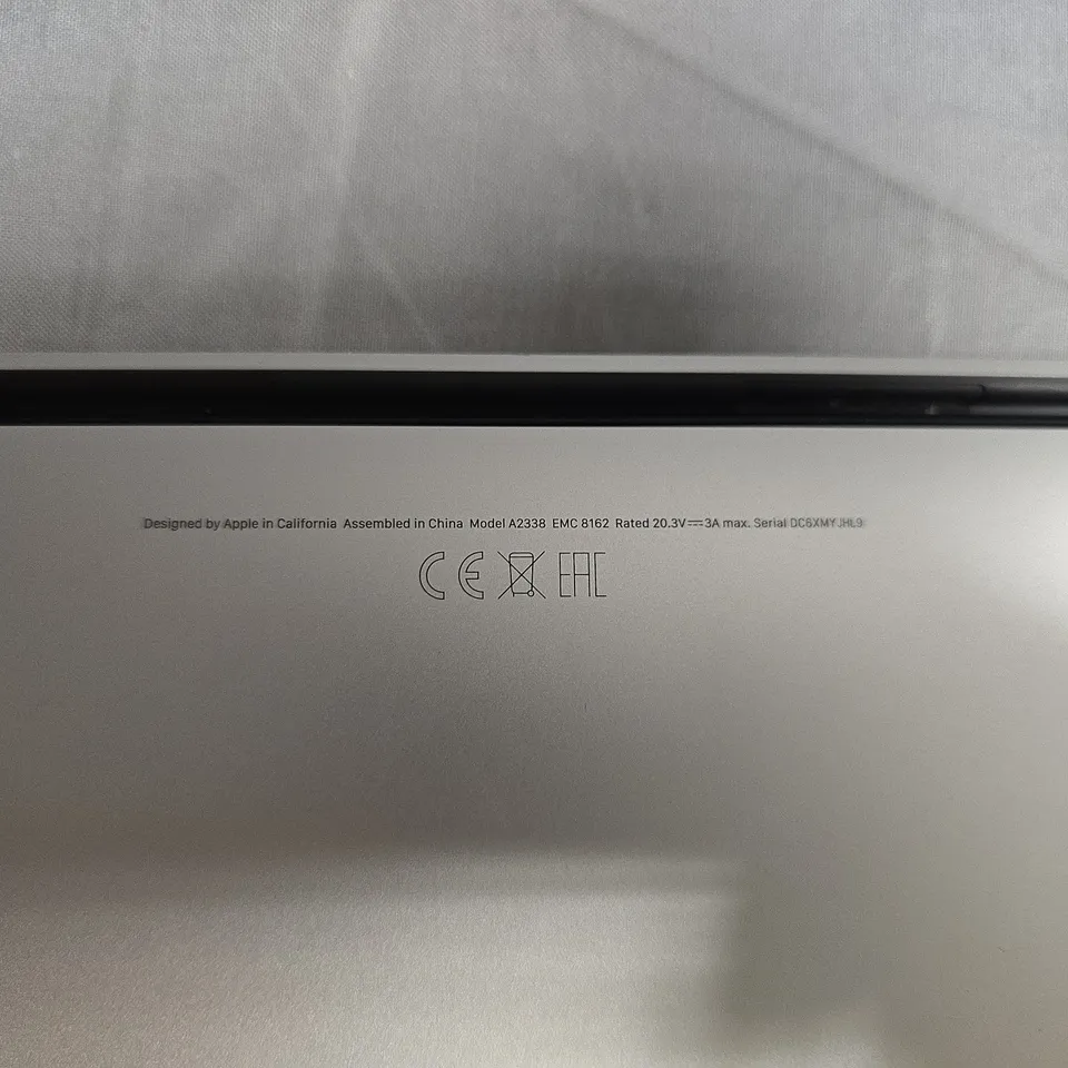 APPLE MACBOOK PRO 13-INCH (A2338) SILVER