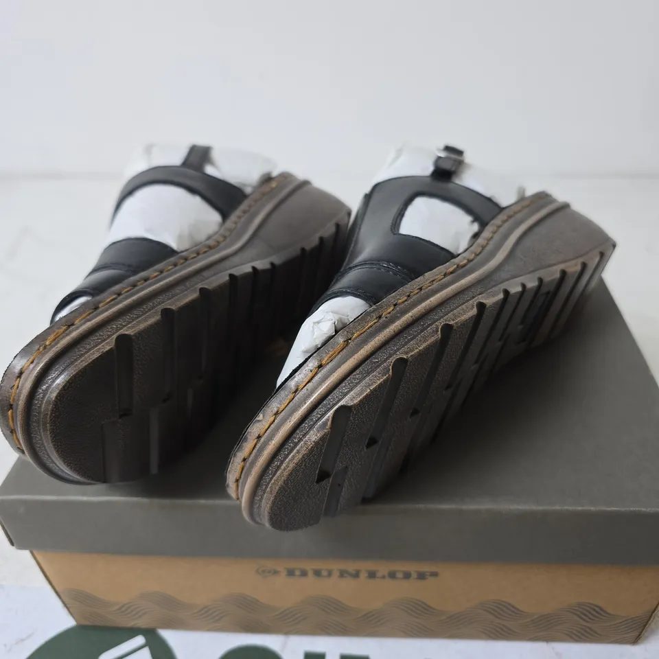 BOXED DUNLOP BLAIR SANDAL SHOES, BLACK - UK SIZE 5