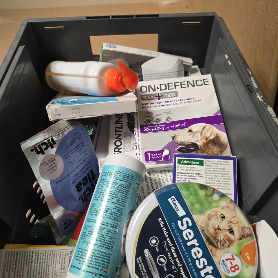 APPROXIMATELY 20 ASSORTED PET ITEMS INCLUDING DOUXO PET SHAMPOO , SERESTO FLEA CONTROL AND PET DENTAL FORMULA