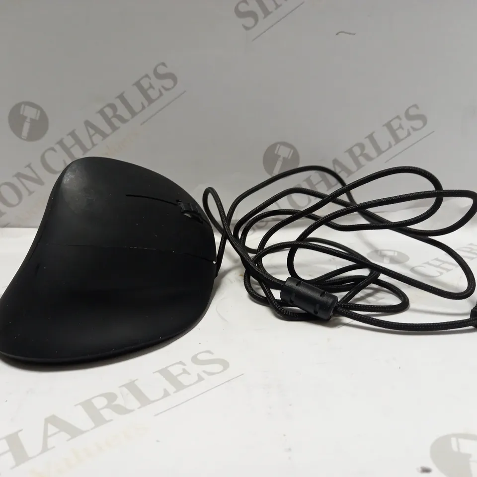 TRUST GAMING GXT 144 REXX VERTICAL ERGONOMIC GAMING MOUSE
