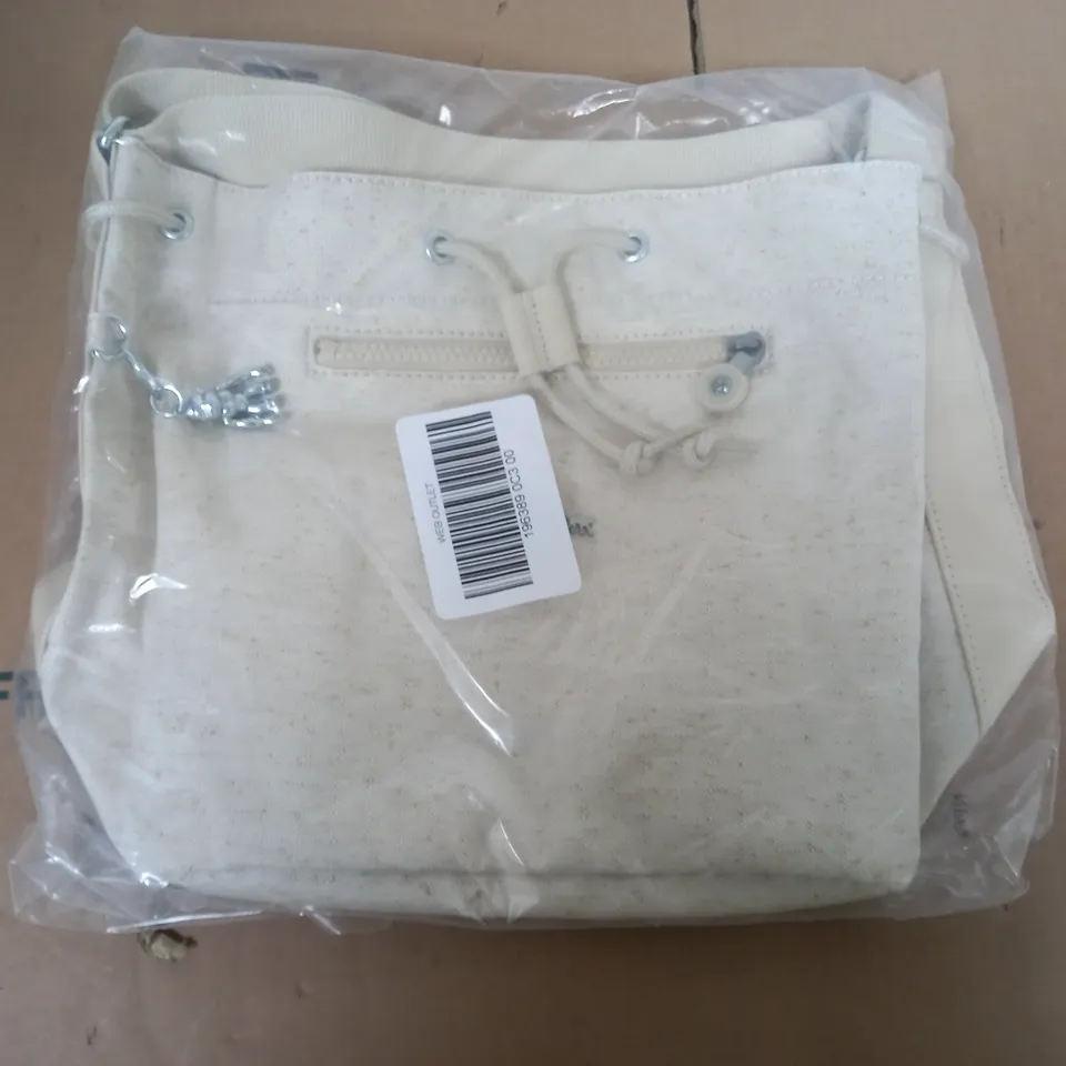 KIPLING HAND BAG IN SAND TAN