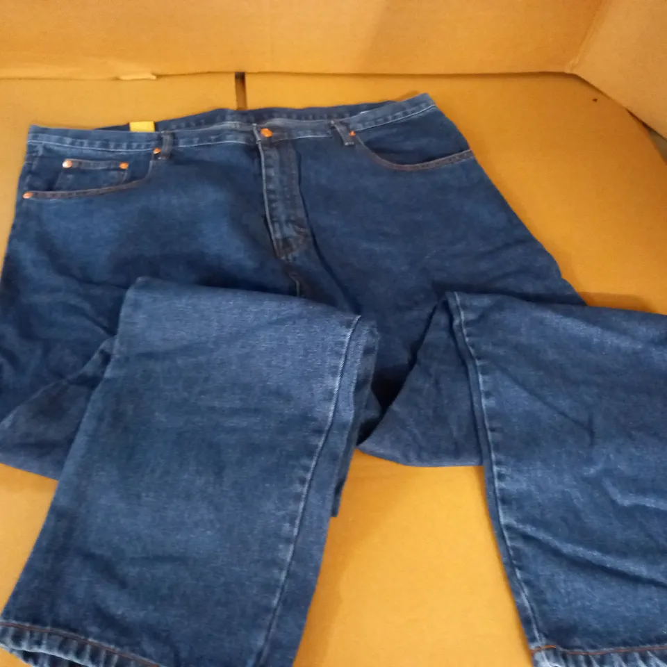 AZTEC BLUE JEANS - W46 L33"