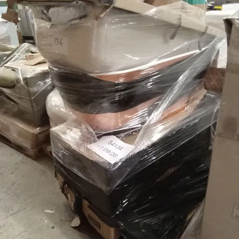 PALLET OF DESIGNER BATHS, DESIGNS VARY