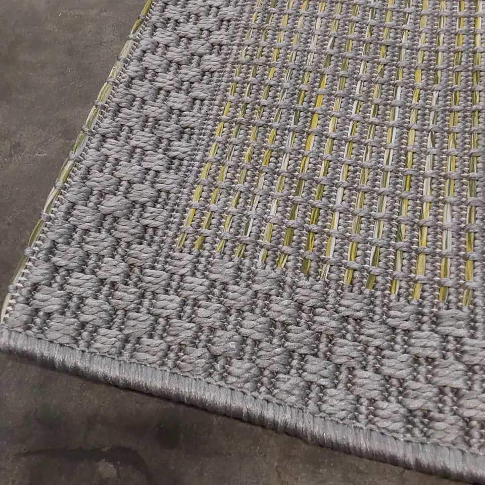 BRAND NEW PACO HOME QUEBEC AREA RUG - GREEN // SIZE: 140 X 200cm