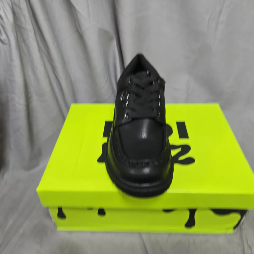 BOXED KOI KIDZ PLAYFUL TREK KIDZ LACE UP SHOES BLACK SIZE UK 3