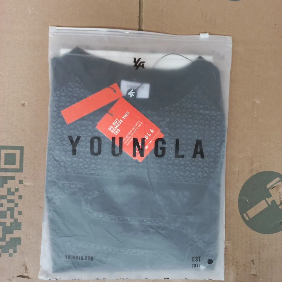 BAGGED YOUNGLA CREW NECK T-SHIRT IN BLACK SIZE LARGE