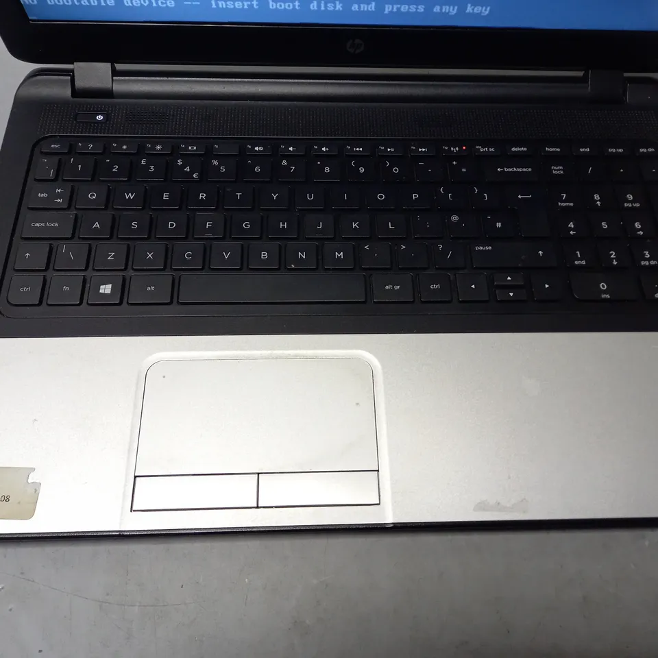 HP 350 G1 LAPTOP IN SILVER