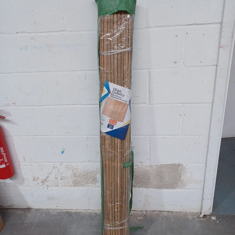 HIGH QUALITY BAMBOO SLATTED FENCE // DIMENSIONS: H 1.5M X W 4M - COLLECTION ONLY