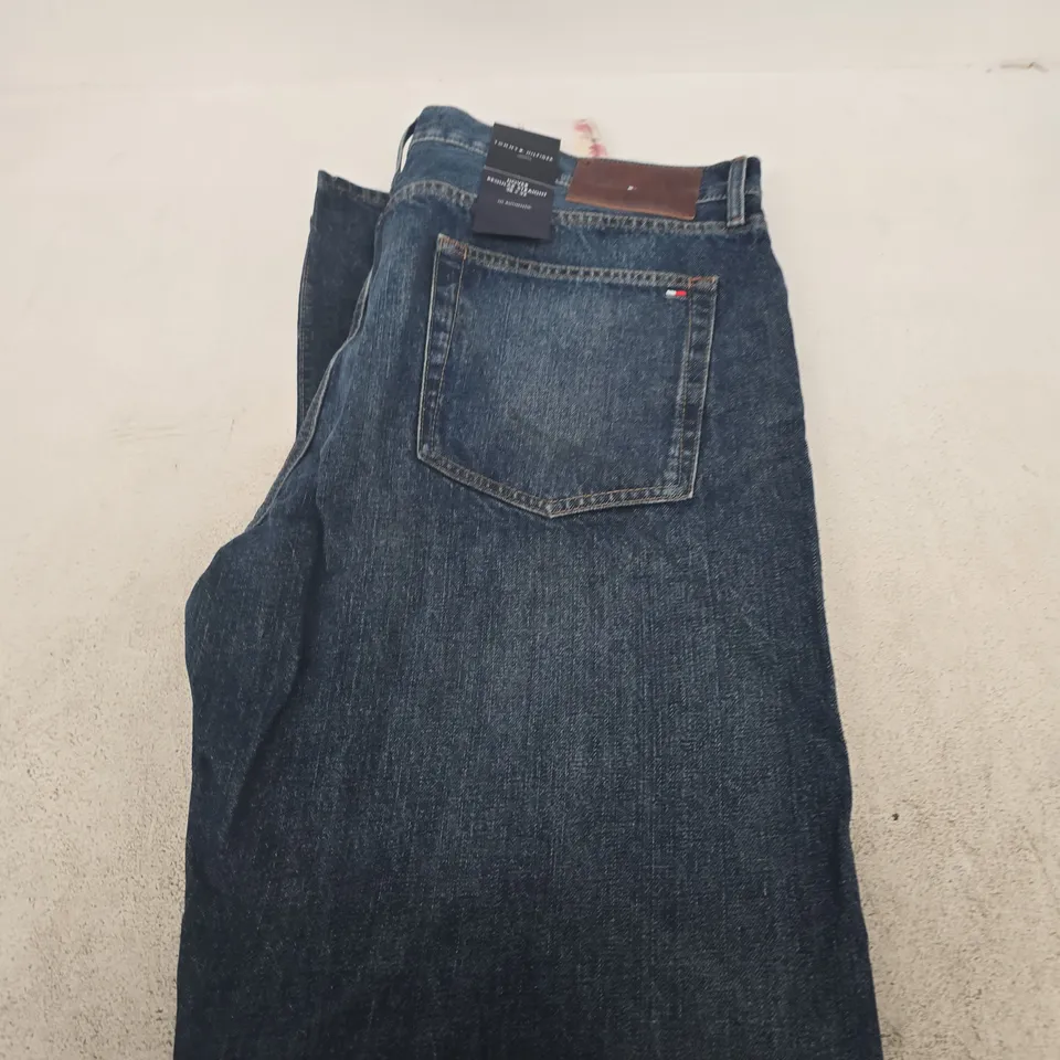 TOMMY HILFIGER JEANS – DOVER REGULAR STRAIGHT, BLUE DENIM, 38X32 (MEN'S)