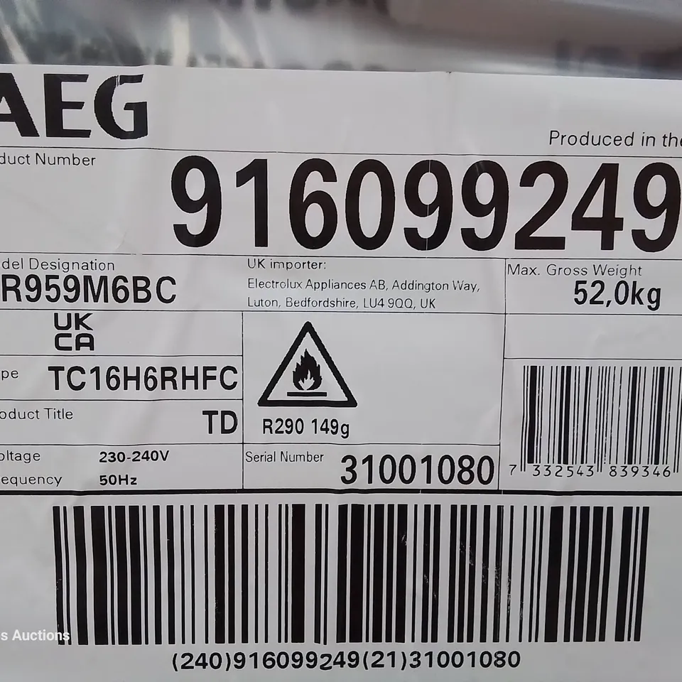 AEG 9000 ABSOLUTECARE® PLUS 9KG HEAT PUMP TUMBLE DRYER Model TR959M6BC RRP £1084