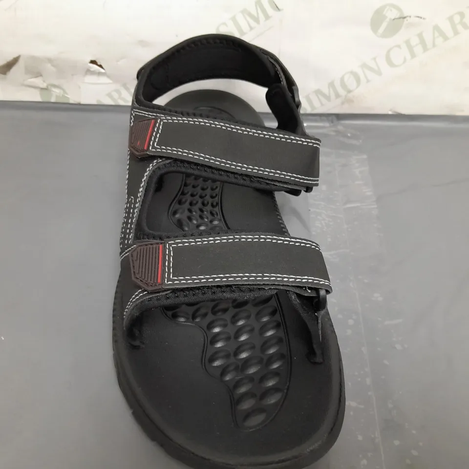 BOXED PAIR OF DESIGNER OPEN TOE SANDALS IN BLACK EU SIZE 45