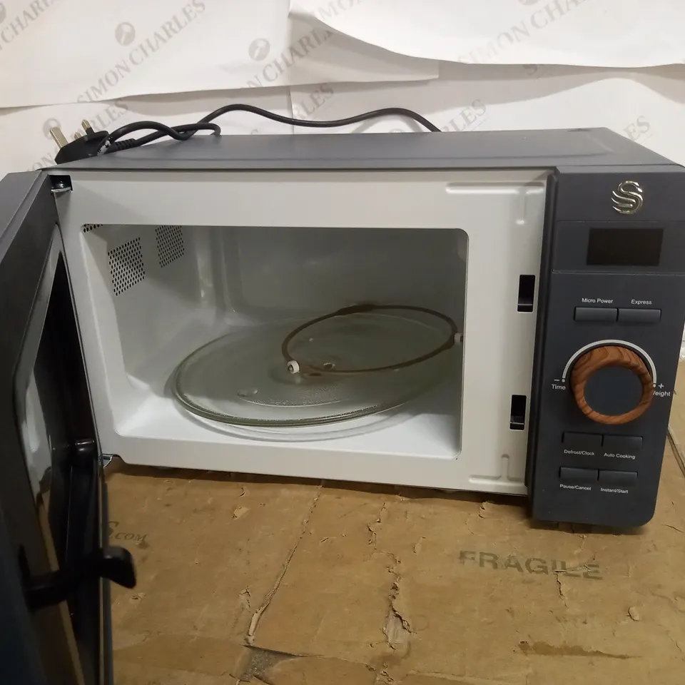 SWAN NORDIC DIGITAL MICROWAVE 800W SLATE GREY
