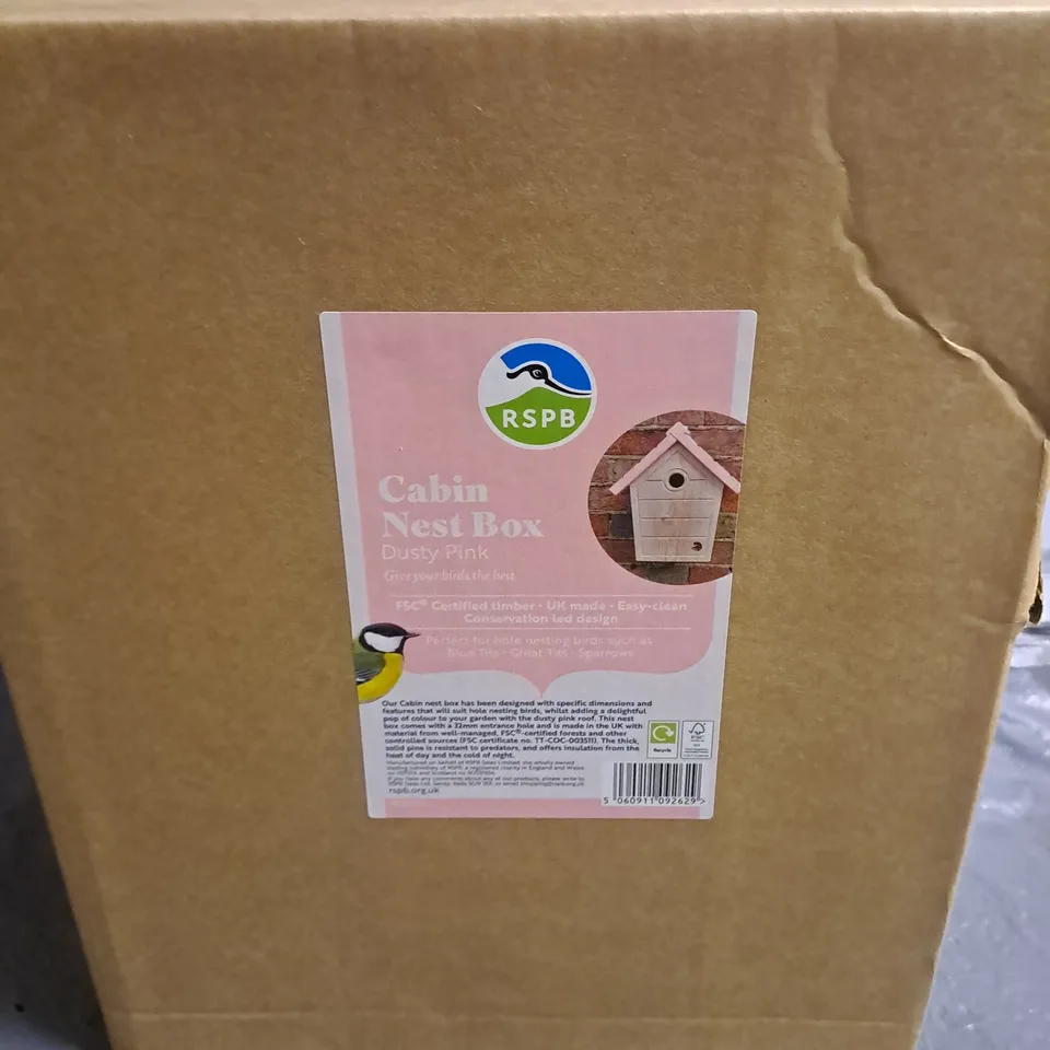 BOXED CABIN NEST BOX - DUSTY PINK