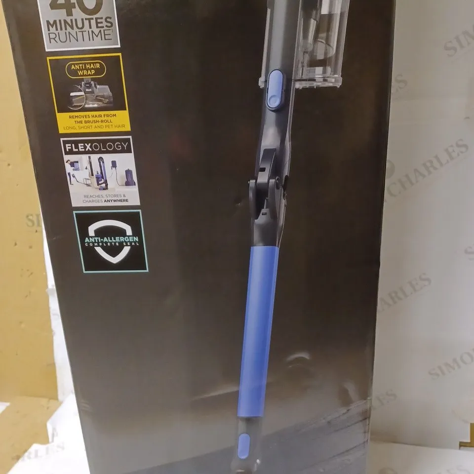 SHARK CORDLESS STICK VACUUM