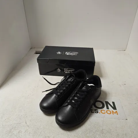 PENGUIN STEADMAN MEN'S TRAINERS – BLACK, UK 10 (EU 45)