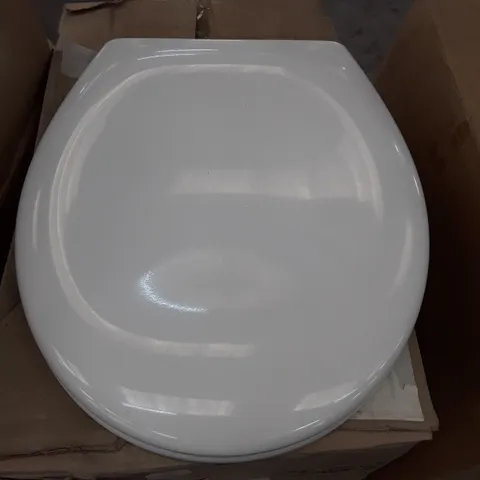 BRAND NEW TOILET SEAT