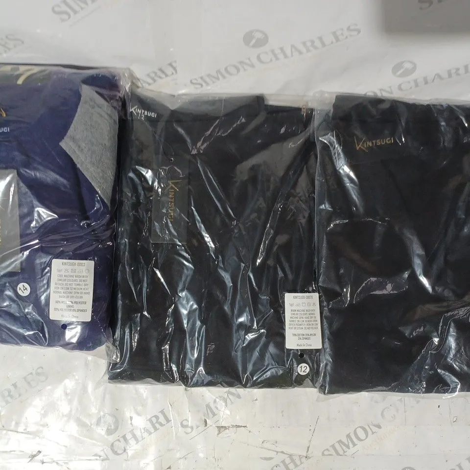 BOX OF APPROXIMATELY 10 ASSORTED CLOTHING ITEMS IN VARIOUS STYLES AND SIZES TO INCLUDE CAPES & TROUSERS