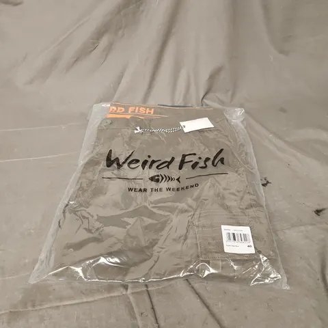 BAGGED WEIRD FISH RIGNEY CARGO SHORT IN DARK OLIVE SIZE W40