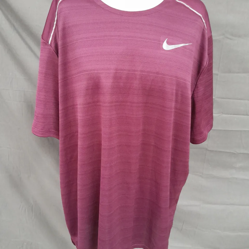 NIKE RUNNING BURGUNDY T-SHIRT - XXL