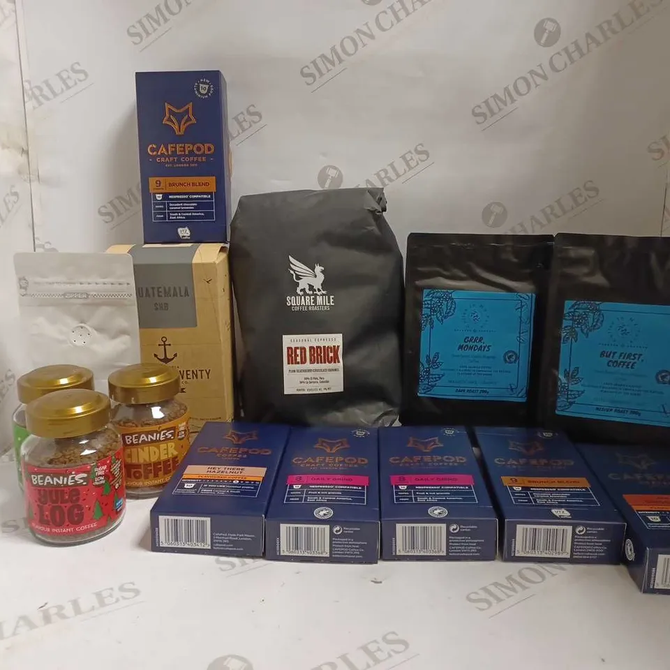 LOT OF APPROXIMATELY 14 ITEMS TO INCLUDE SQUARE MILE COFFEE ROASTERS RED BRICK SEASONAL ESPRESSO (1KG), 2 CAFEPOD CRAFT COFFEE DAILY GRIND PODS, BEANIES YULE LOG INTANT COFFEE (50g), ETC
