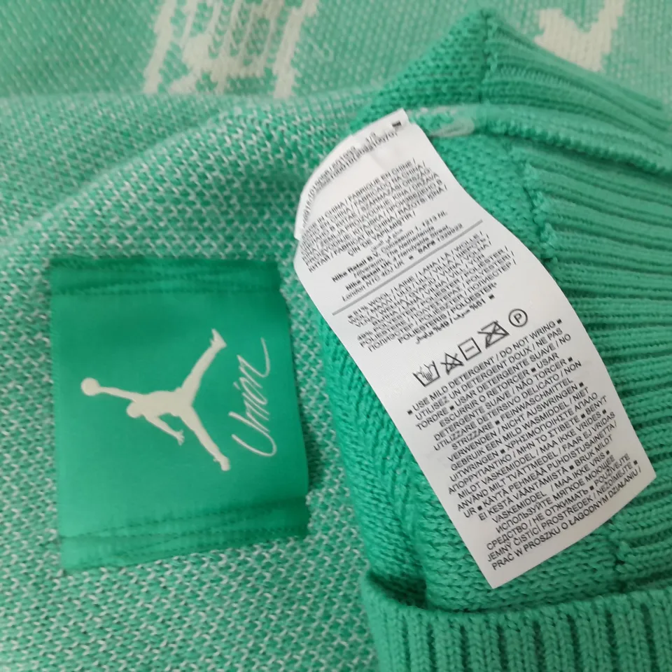 JORDAN UNION GREEN CREW JUMPER - S