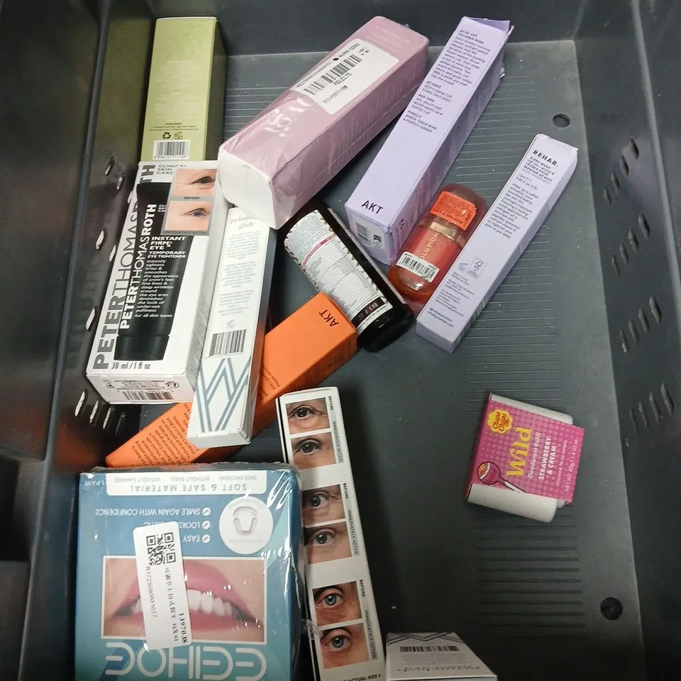 APPROXIMATEY 20 ASSORTED HEALTH AND BEAUTY PRODUCTS TO INCLUDE PANOXYL FOAMING WASH, NIP AND FAB FINISHING OIL AND ANGEL SILK SUN SCREEN