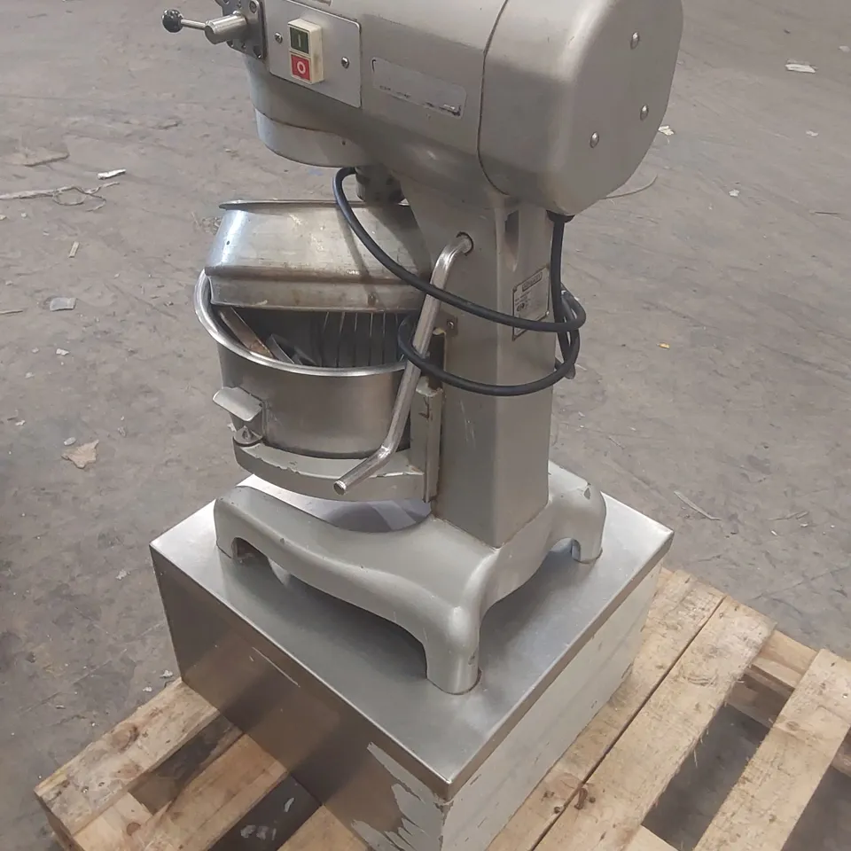 HOBART A200 COMMERCIAL PLANETARY MIXER