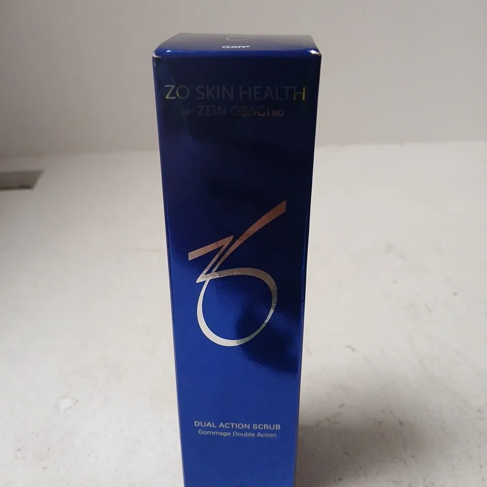 ZO SKIN HEALTH DUAL ACTION SCRUB – GOMMAGE DOUBLE ACTION (BOXED) - 116G