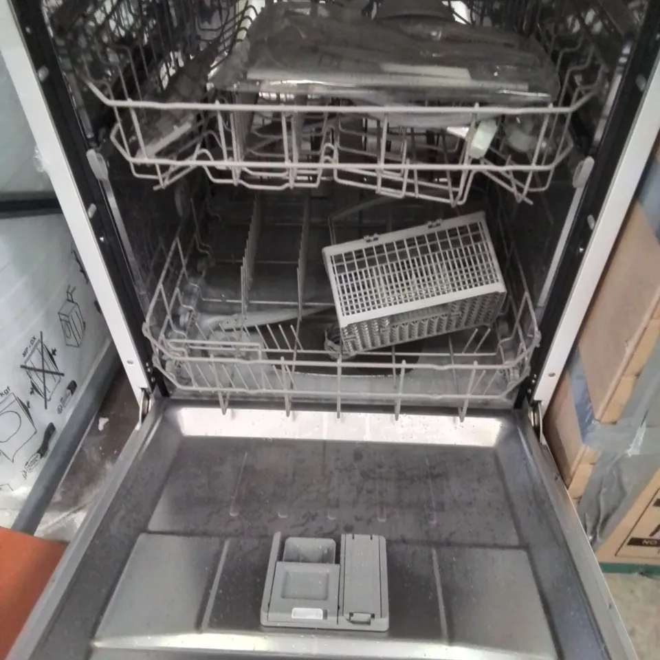 SWAN SDW751150W 12-PLACE FULLSIZE DISHWASHER - WHITE