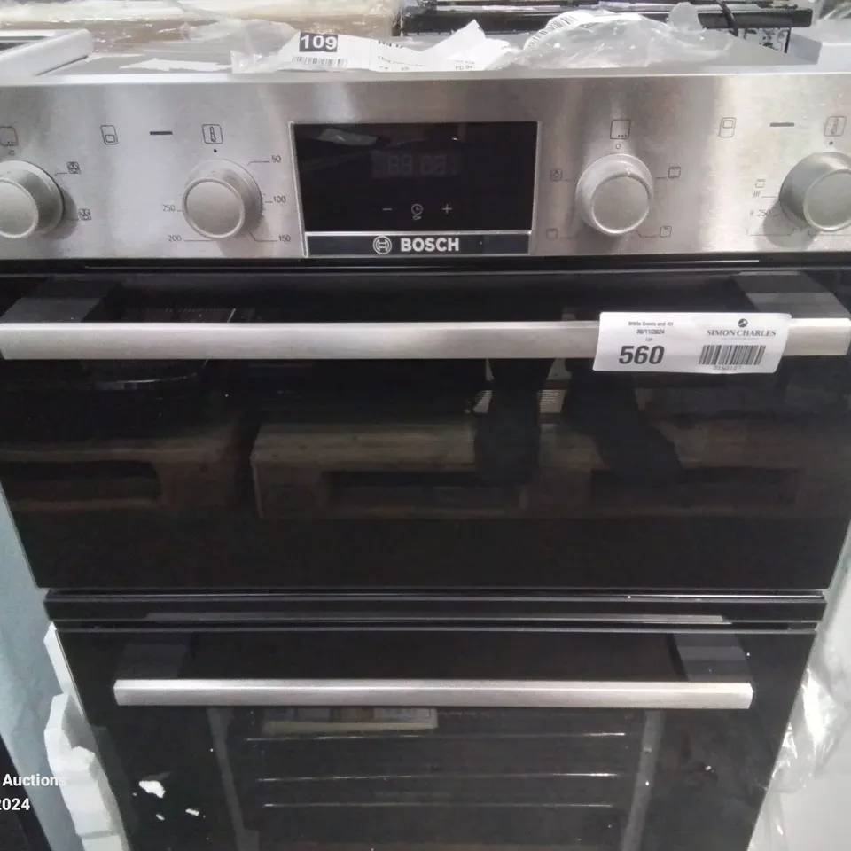 GRADE 1 BOSCH INTEGRATED DOUBLE ELECTRIC OVEN MHA133BR0B RRP £20