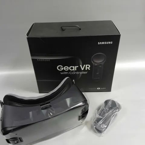 BOXED SAMSUNG OCULUS GEAR VR & CONTROLLER