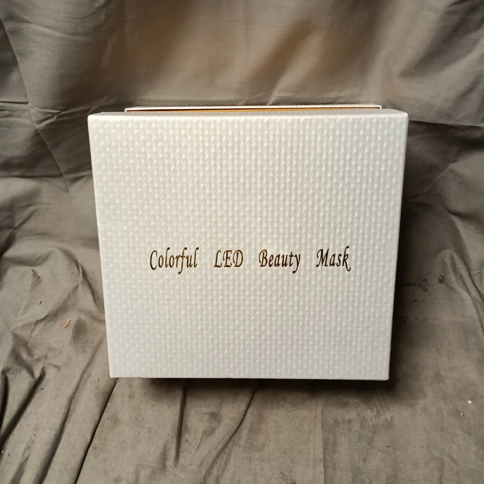 COLORFUL LED BEAUTY MASK WITH REMOTE CONTROL – WHITE