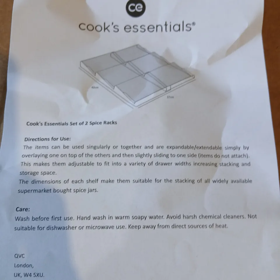 APPROXIMATELY TEN COOKS ESSENTIALS SET OF TWO SPICE RACKS