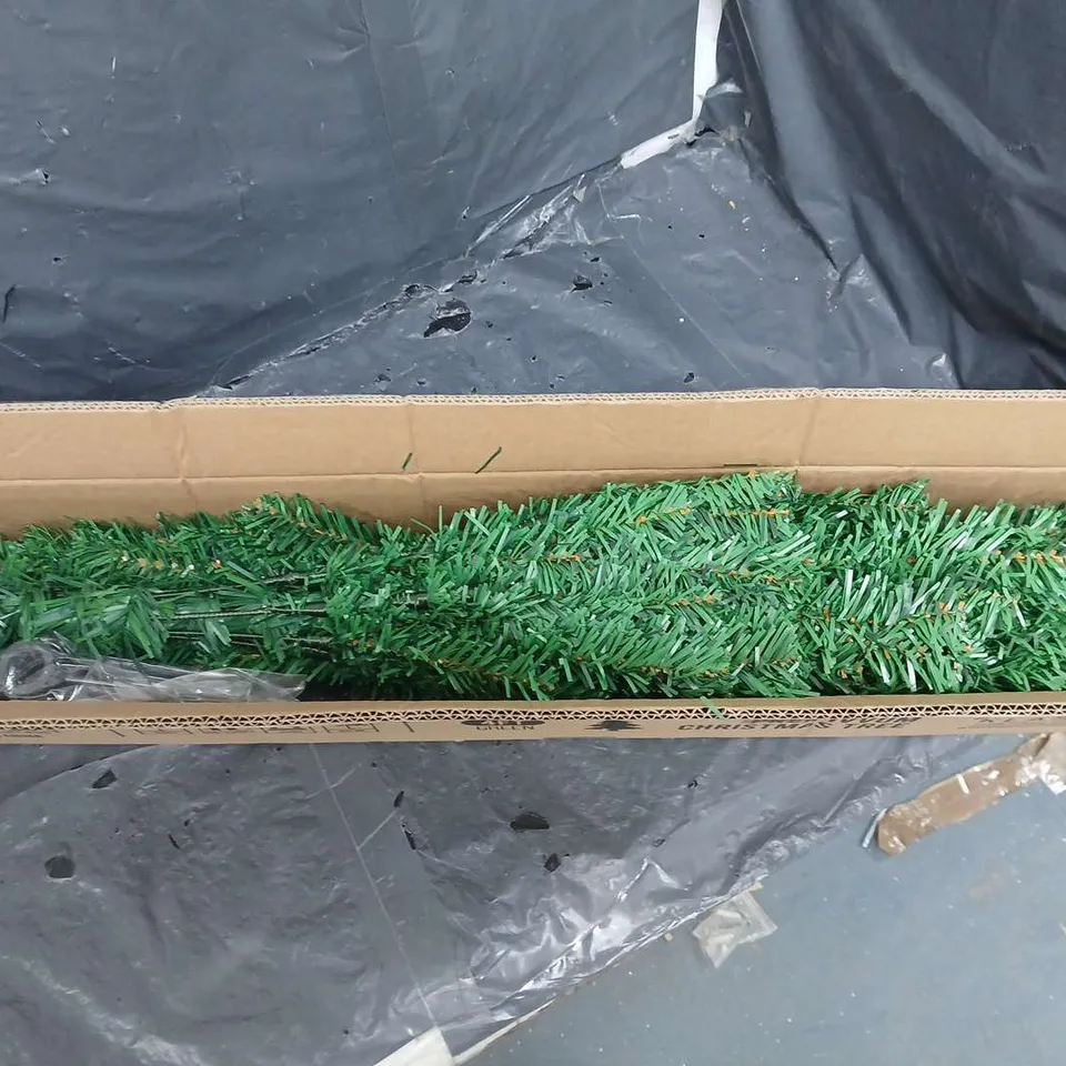 PREMIUM CHRISTMAS TREE 4FT GREEN 