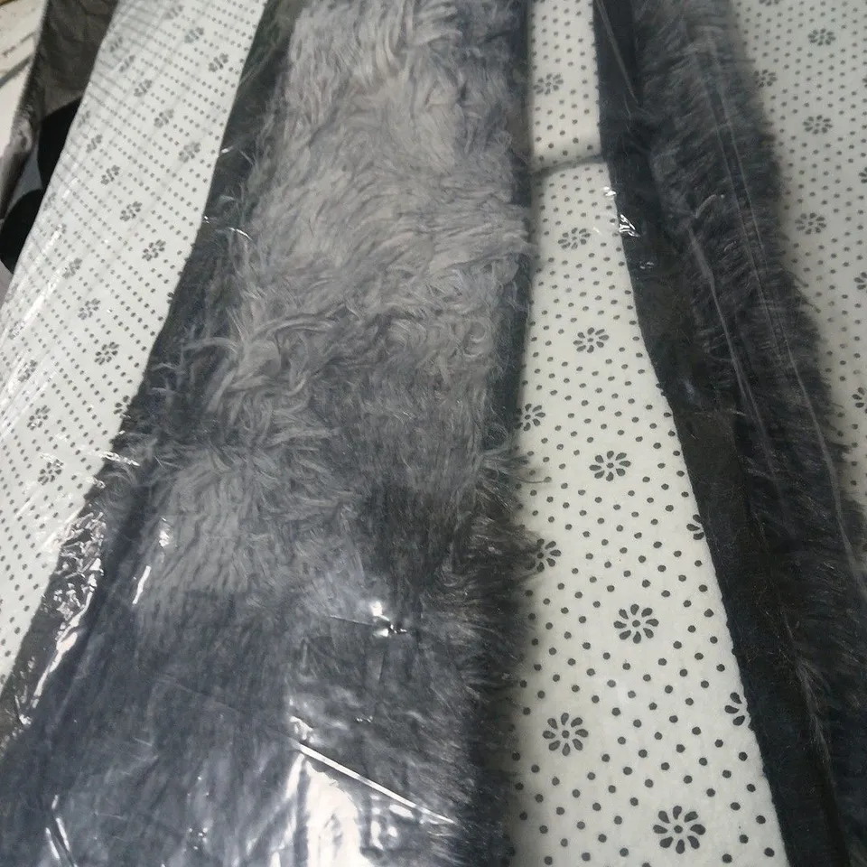 TWO-TONE GREY RUG, SHAGGY PILE, 240 X 350 CM, NON-SLIP BACKING