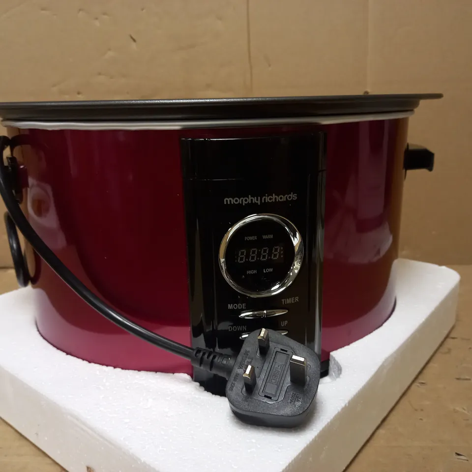 MORPHY RICHARDS SEAR AND STEW DIGITAL SLOW COOKER 6.5L