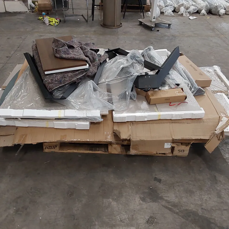 PALLET OF ASSORTED FURNITURE PARTS